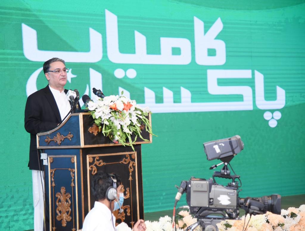 Prime Minister Imran Khan addressing at the ceremony of launching Kamyab Pakistan Programme in Islamabad on 04 October, 2021.